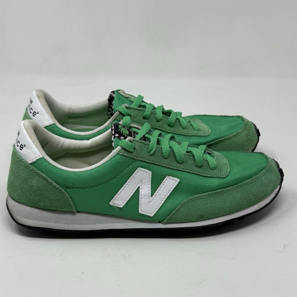 New Balance 410 Sneakers Womens 8.5 Green Fabric Suede Running Low Top Shoes -